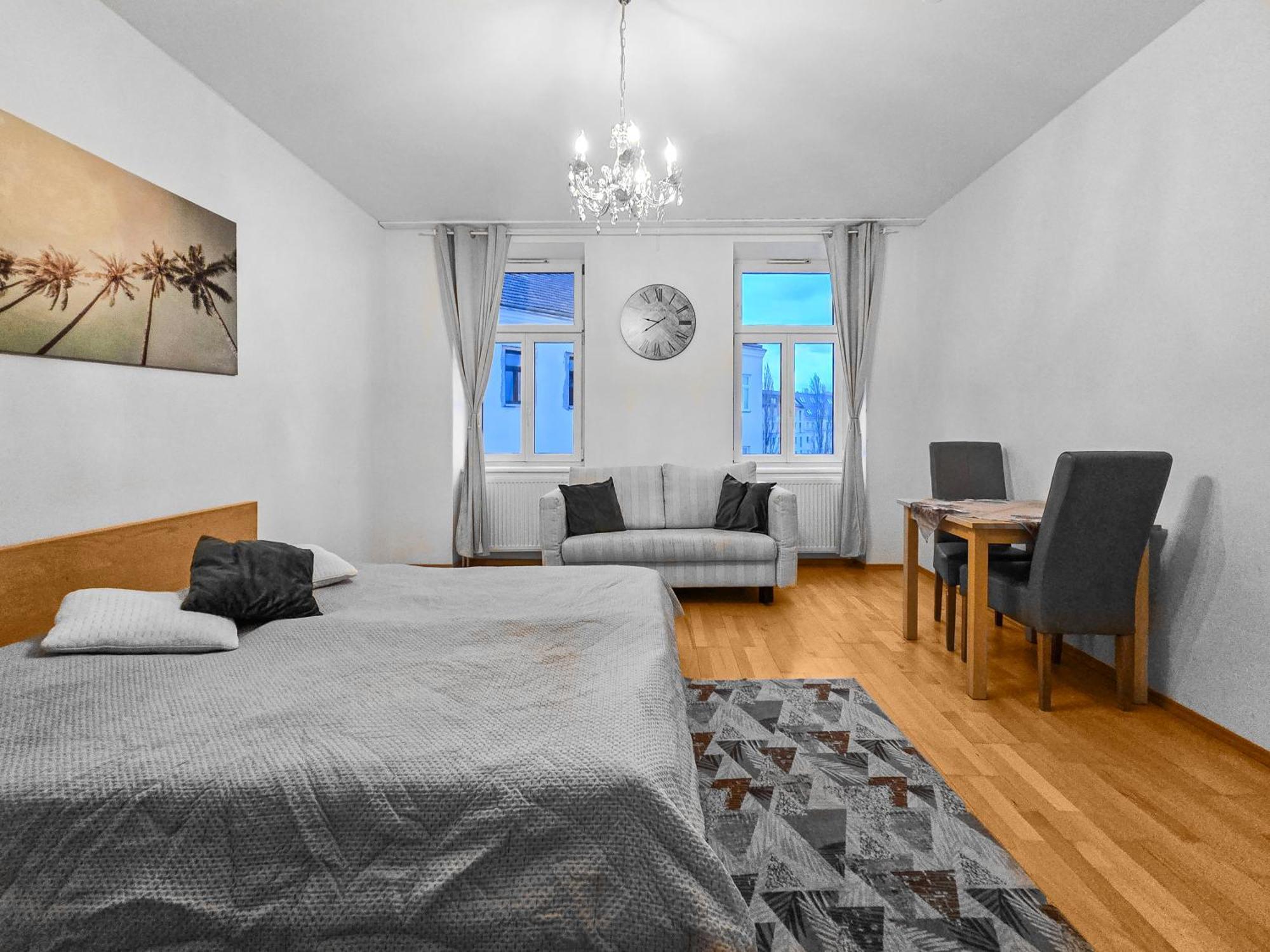 Three-Bedroom, Three King-Size Bed Retreat เวียนนา ภายนอก รูปภาพ